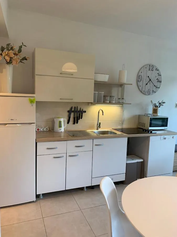 Apartment Petra Kaštela Kroatien