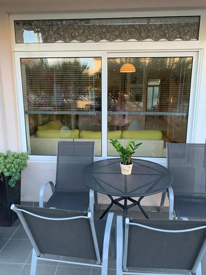 Apartment Petra Kaštela