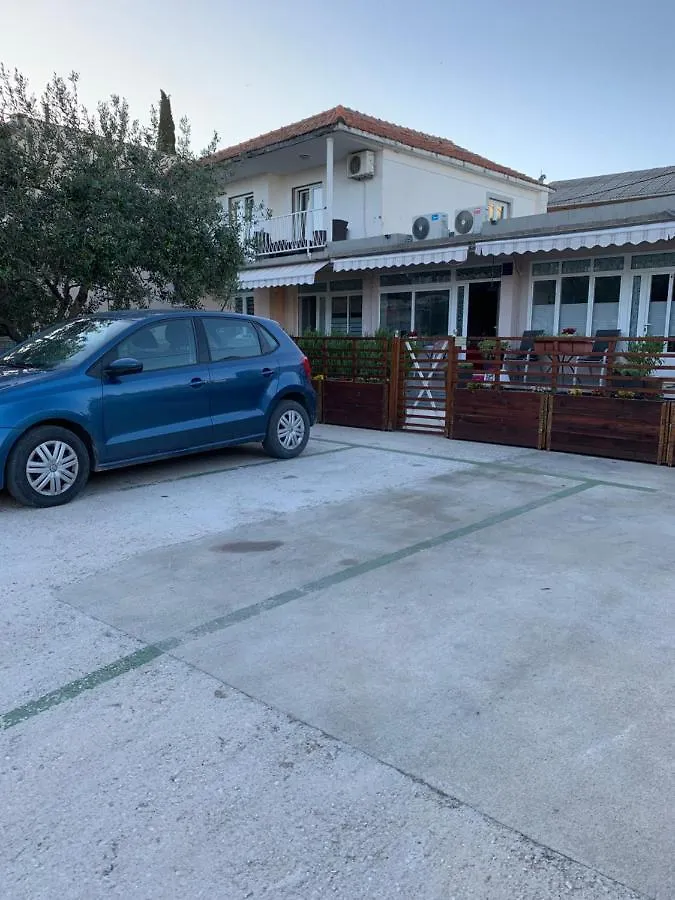 Apartment Petra Kaštela 0*,  Kroatien