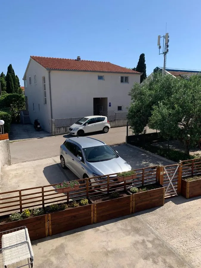 Apartment Petra Kaštela 0*,  Kroatien